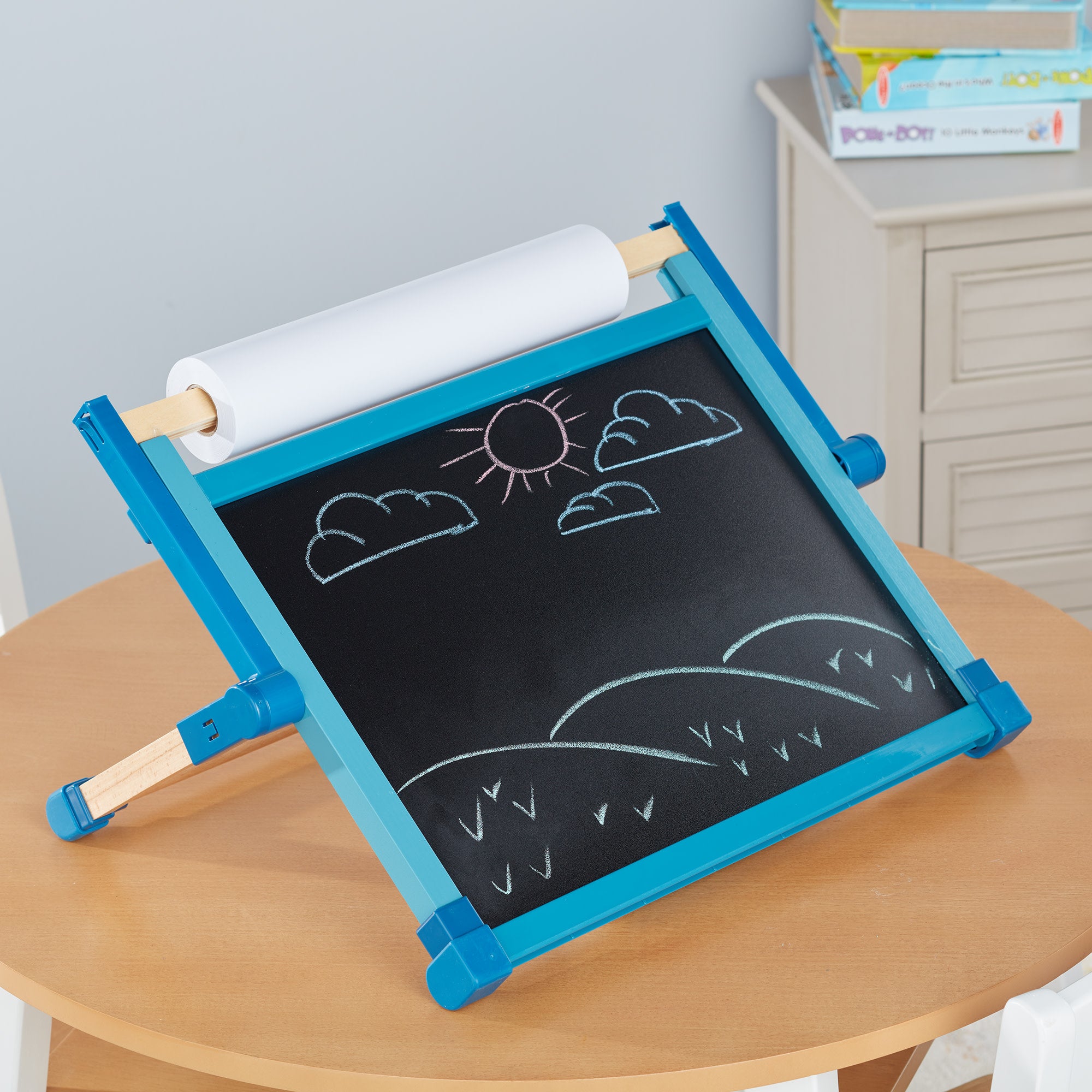 Double-Sided Magnetic Tabletop Easel - Image 9
