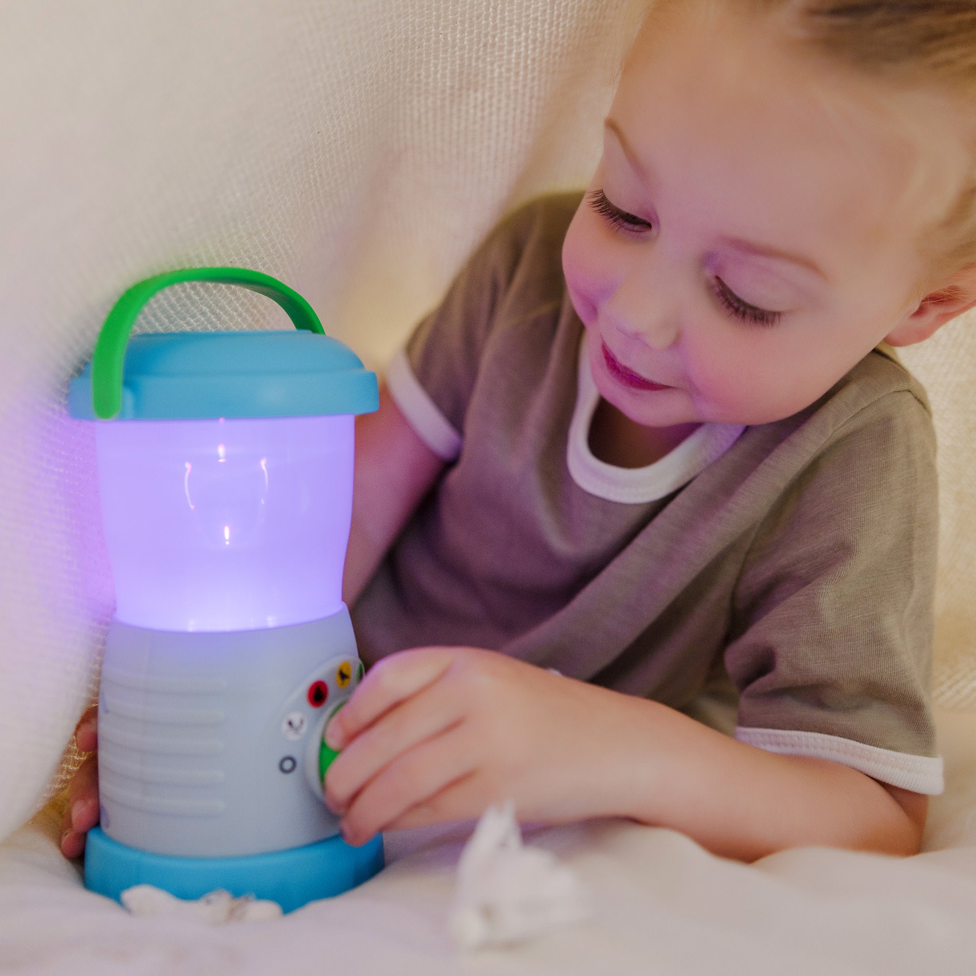 Let's Explore Light & Sound Lantern Play Set - Image 5