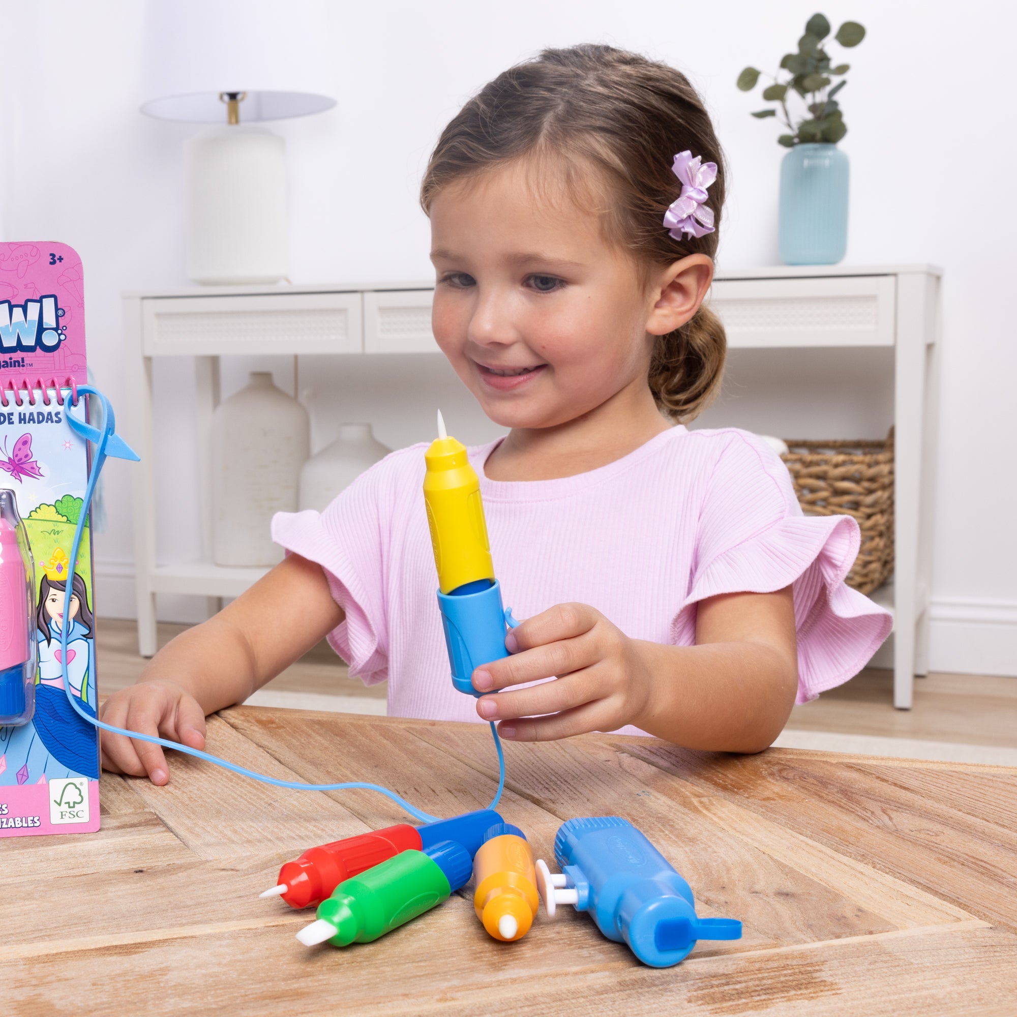 Water WOW! Pen Pack (4 Water Pens. Sprayer. Tether Cap) - Image 5