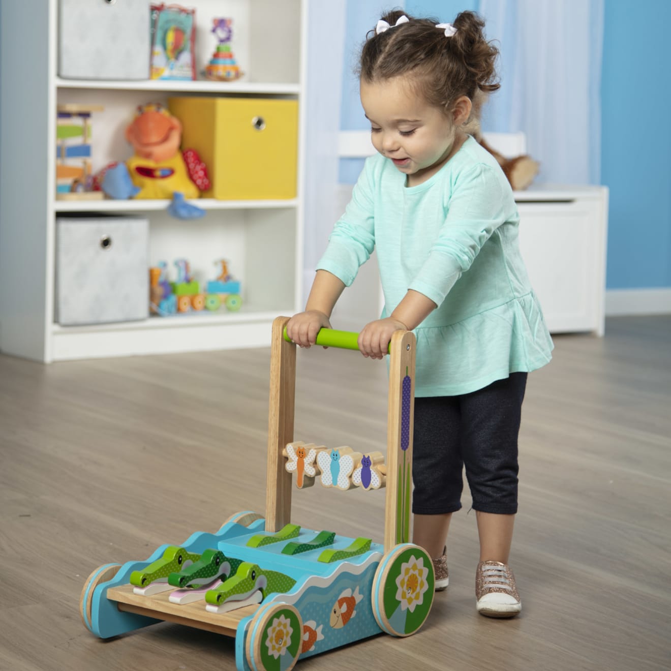 First Play Chomp & Clack Alligator Push Toy - Image 9