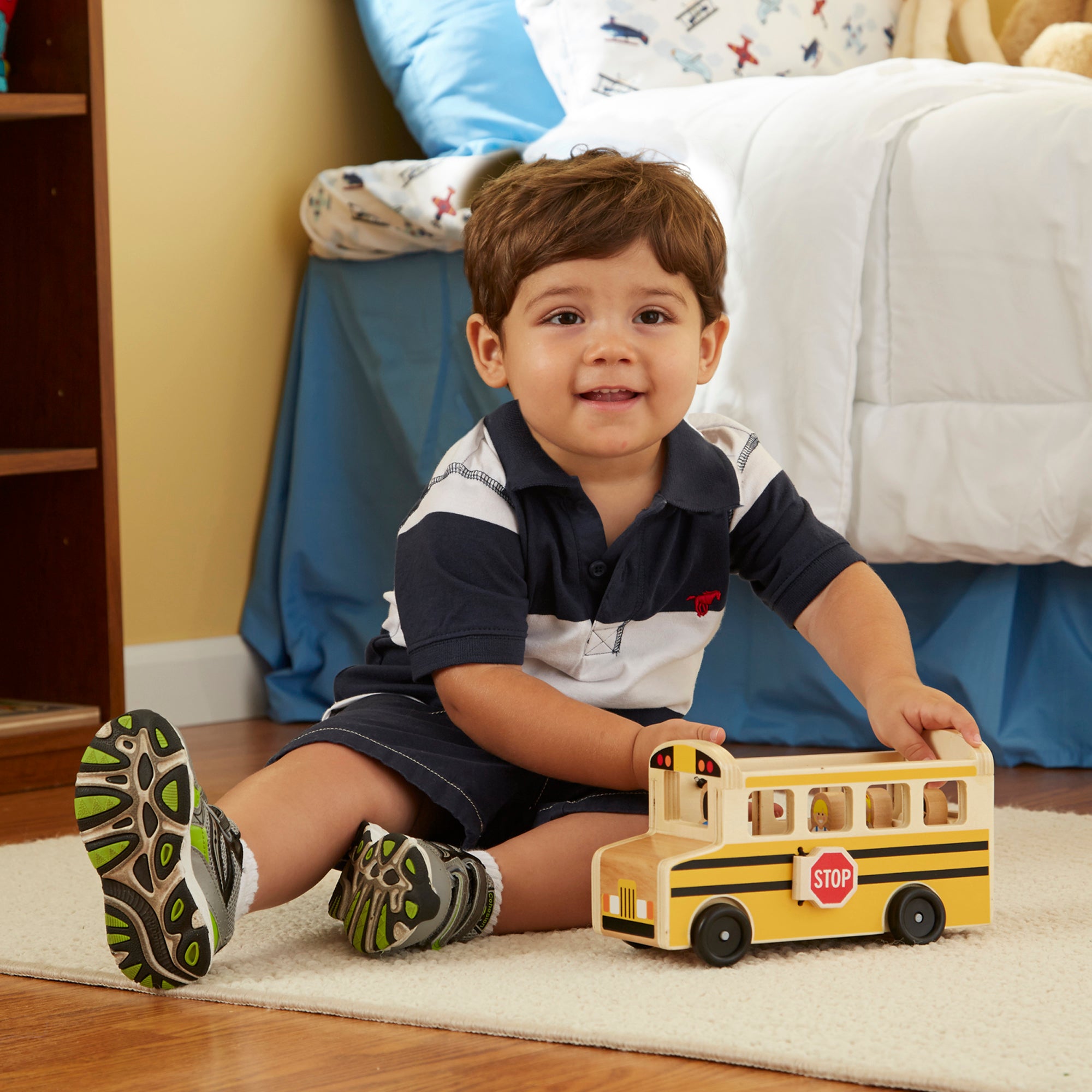 Wooden School Bus - Image 10